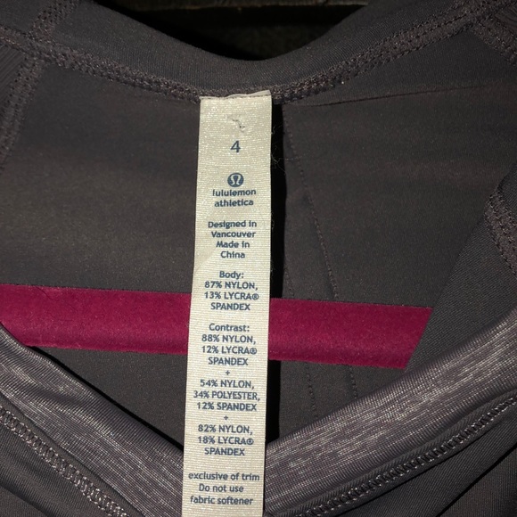 Lululemon sz 4 - Picture 2 of 2